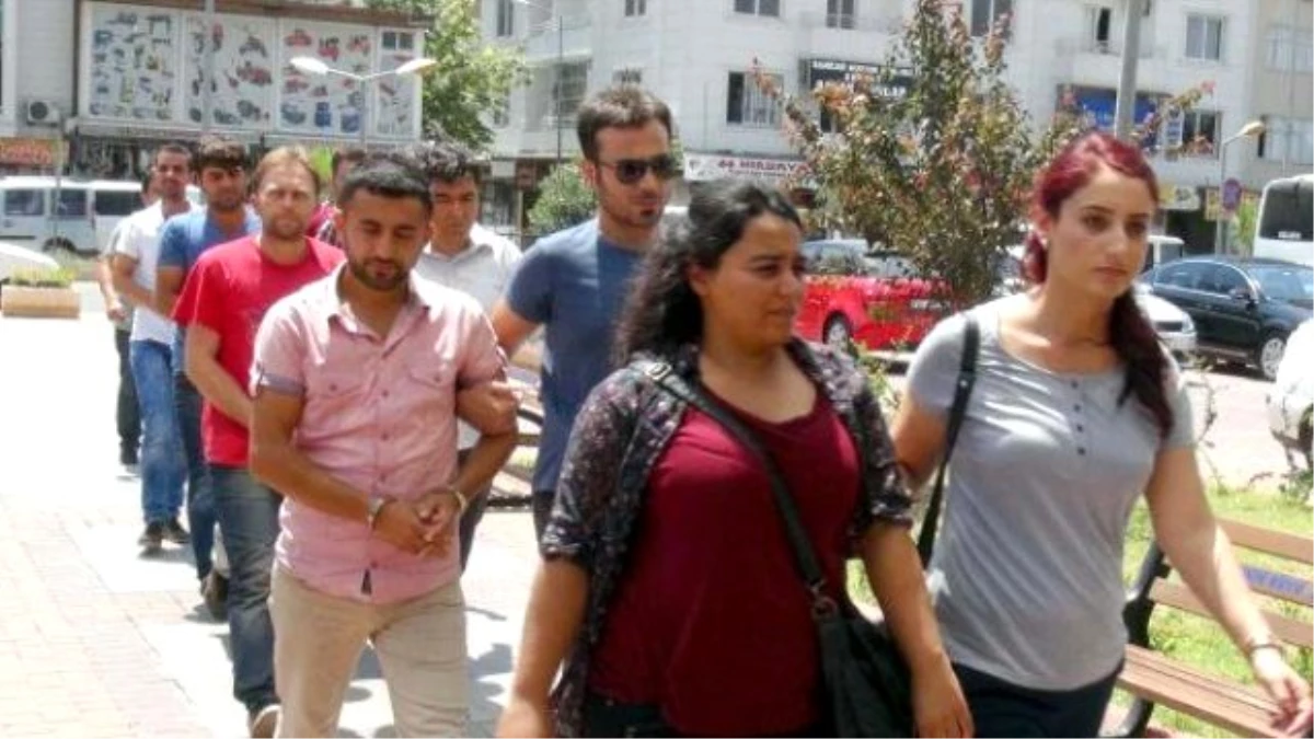 Adana ve Mersin\'de 48 Gözaltı