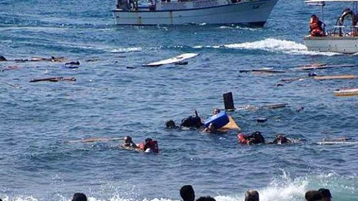 Akdeniz'de Göçmen Faciası: 40'a Yakın Ölü