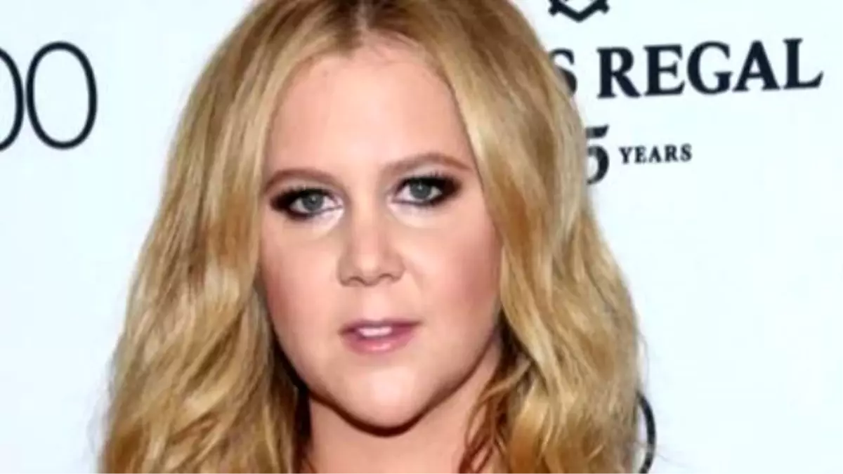 Amy Schumer Among Celebs Reacting To Louisiana Theater Shooting