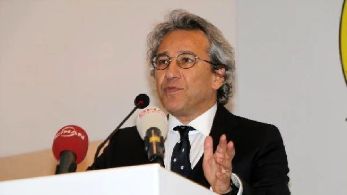 Basın Özgürlüğü Ödülü Can Dündar\'a Verildi