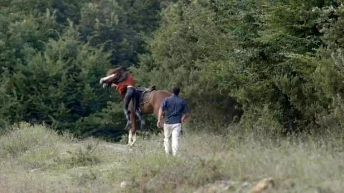 \'Sen Benimsin\' Dizi Setinde Talihsiz Kaza