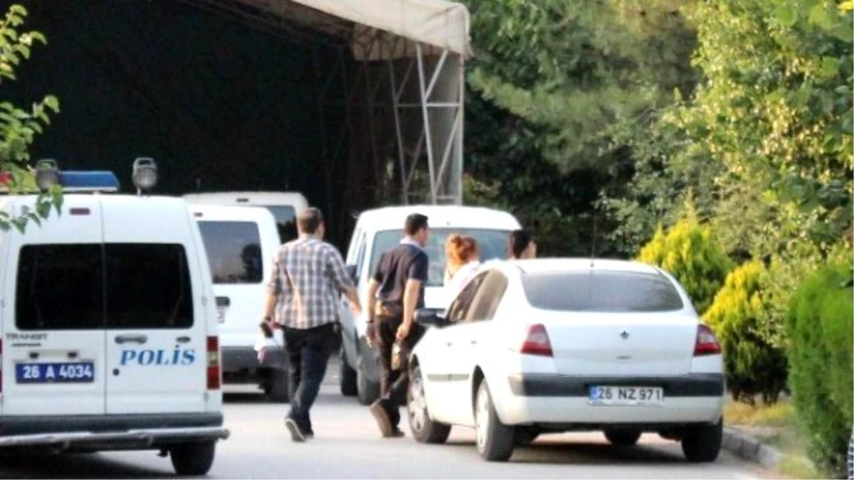 Eskişehir\'de Silahlı Saldırı: 5 Yaralı