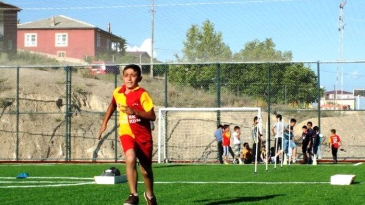 Hasangazi Köyünde Yaz Futbol Kursları Başladı
