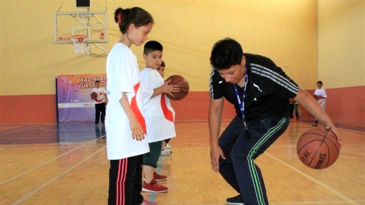 Karaman\'da Basketbol Kursu Yoğun İlgi Görüyor