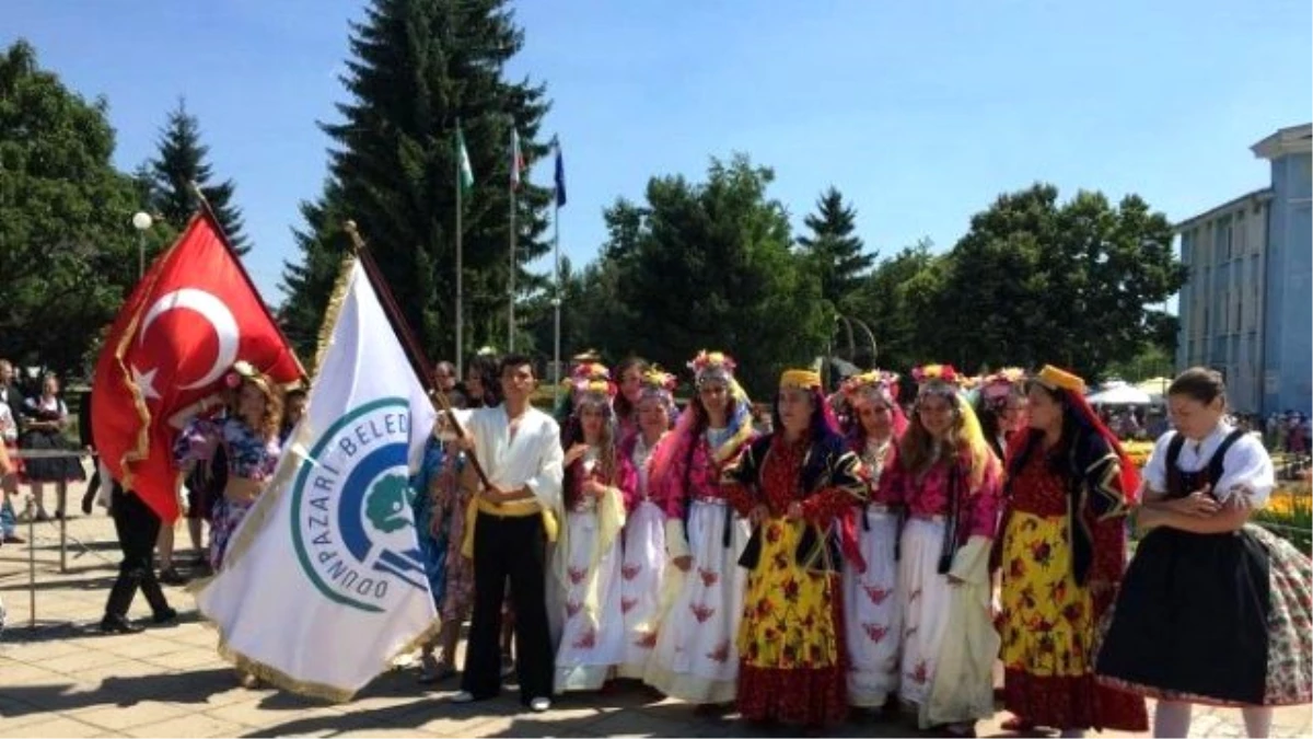 Odunpazarı Halk Danslara Topluğu Bulgaristan Yoğurt Festivali\'nde