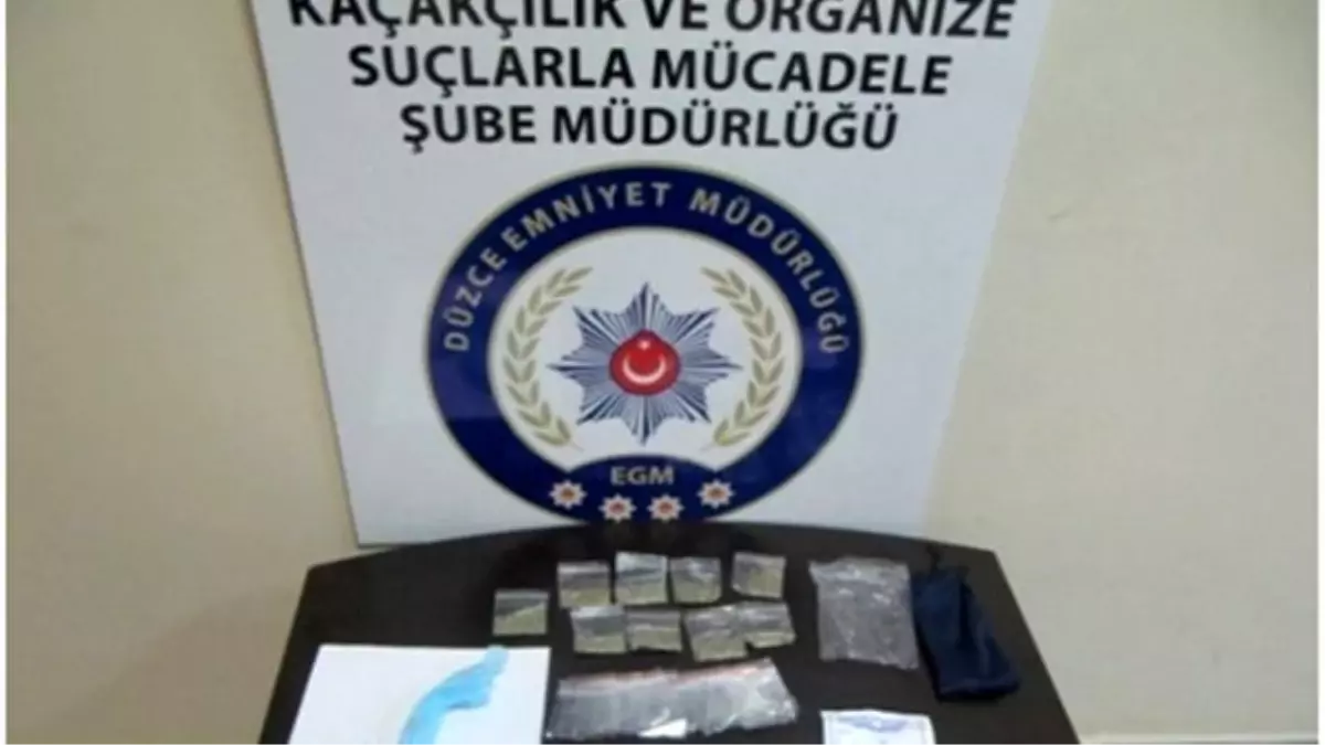 Polis, Uyuşturucu Satıcılarına Göz Açtırmıyor