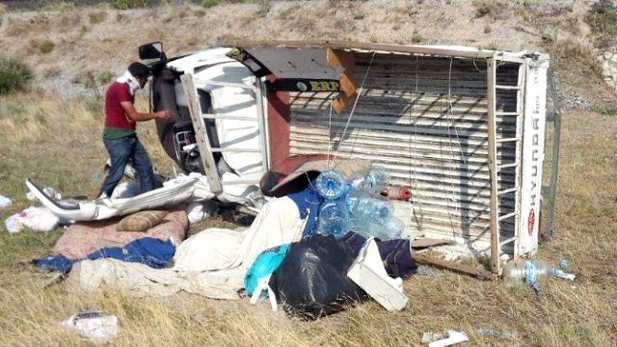 Saruhanlı\'da Trafik Kazası: İki Yaralı