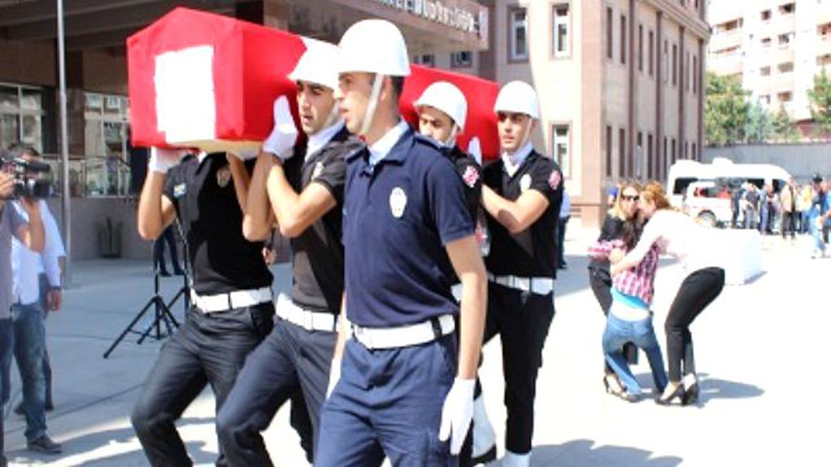 Şehit Aydın Dualarla Uğurlandı