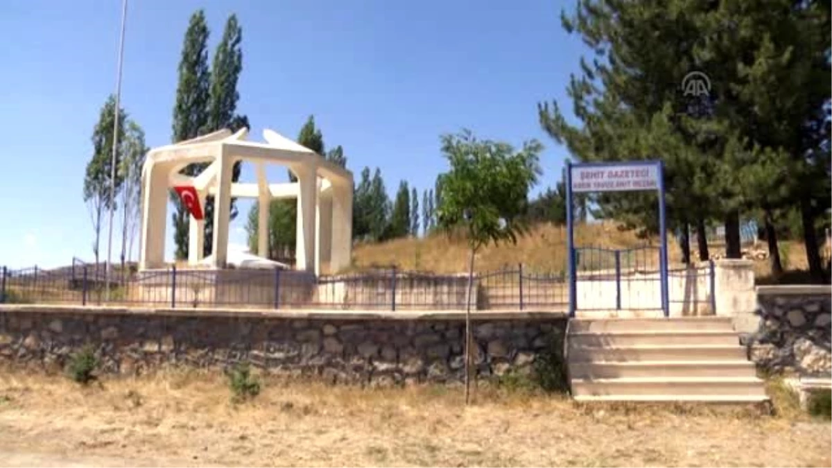 Şehit Gazeteci Adem Yavuz, Mezarı Başında Anıldı