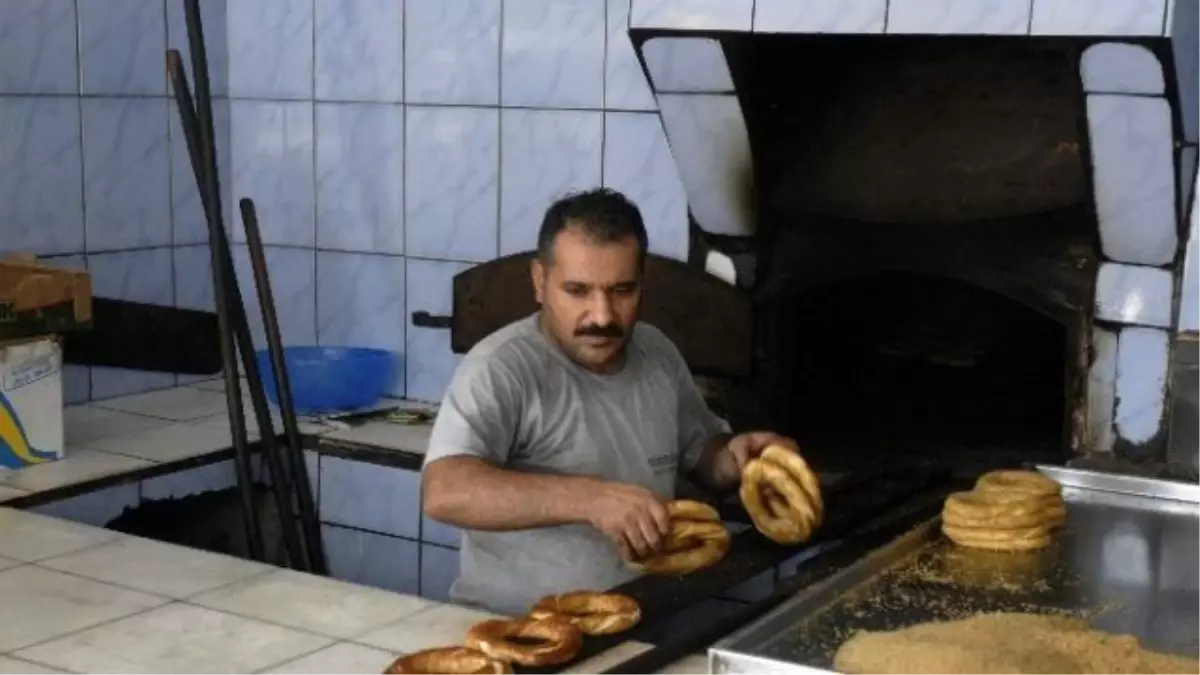 50 Derece Varan Sıcakta Ekmek Parası Mücadelesi Veriyorlar