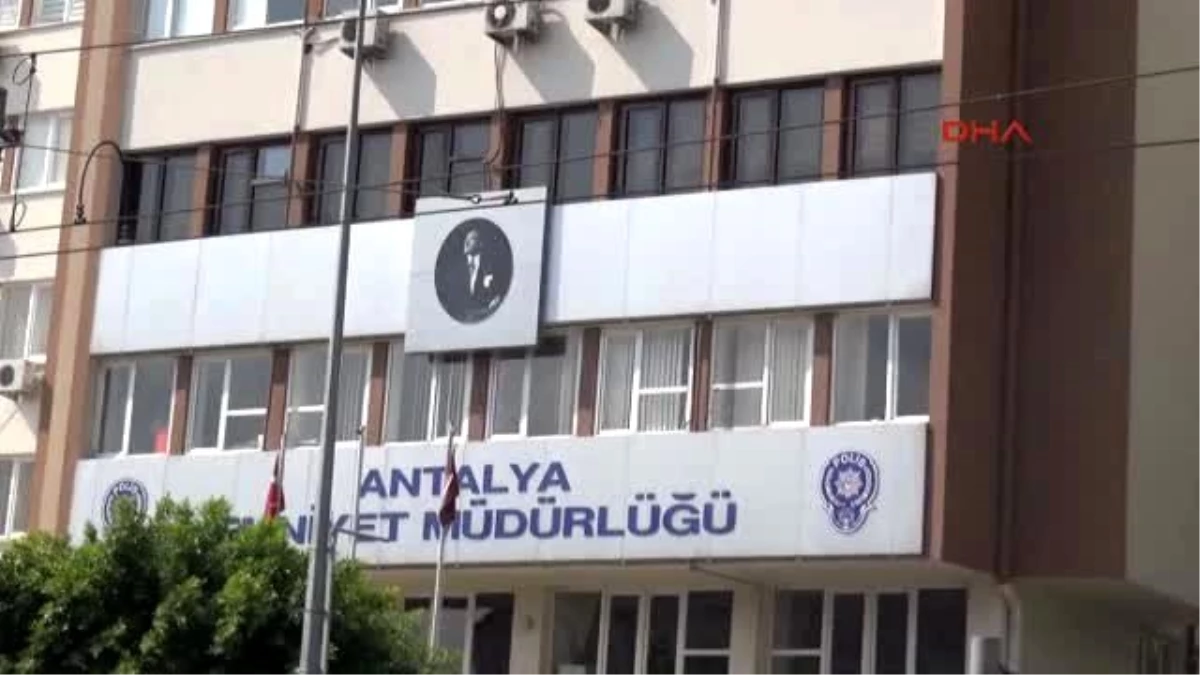 Antalya\'da Terör Örgütü Operasyonunda 13 Gözaltı - Yeniden