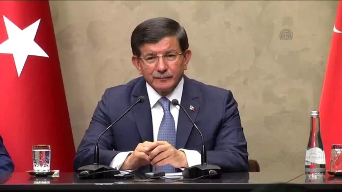 Başbakan Ahmet Davutoğlu Gazetecilerin Sorularını Yanıtladı (2)