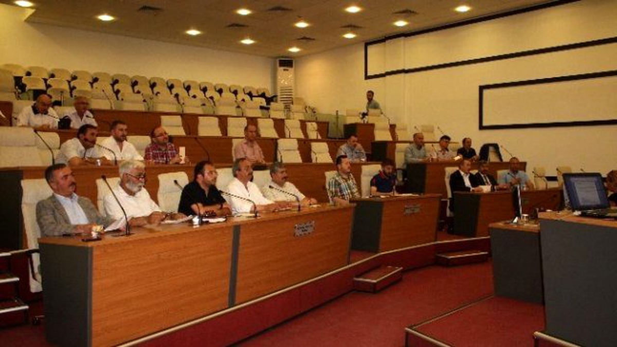 Belediye Meclisi 5 Cami Yerini Maliyeye Verecek