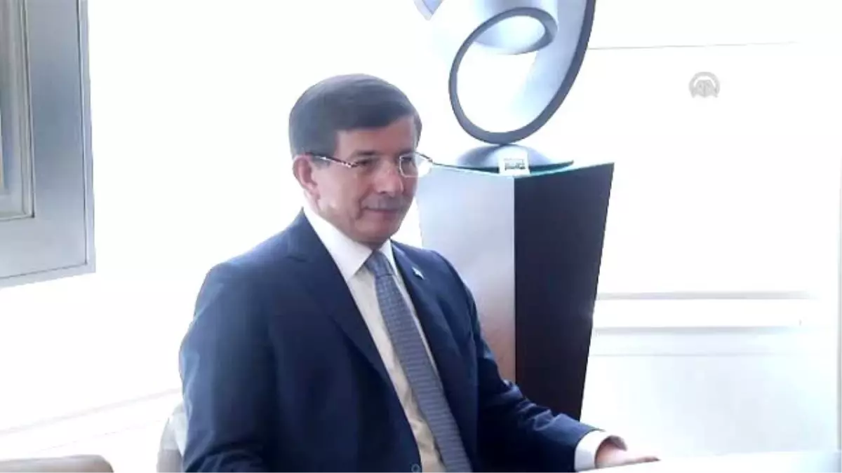 Cumhurbaşkanı Erdoğan, Başbakan Davutoğlu\'nu Kabul Etti (2)