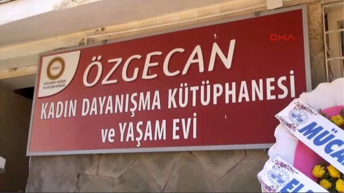 Elazığ Koruk Köyünde Özgecan Adına Kütüphane ve Yaşam Evi Açıldı
