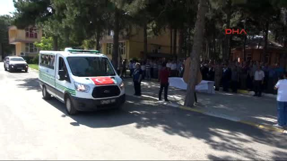Elazığ - Yangın Söndürme Çalışmaları Sırasında Dozer Altında Kalan Orman Muhafaza Memuru Öldü
