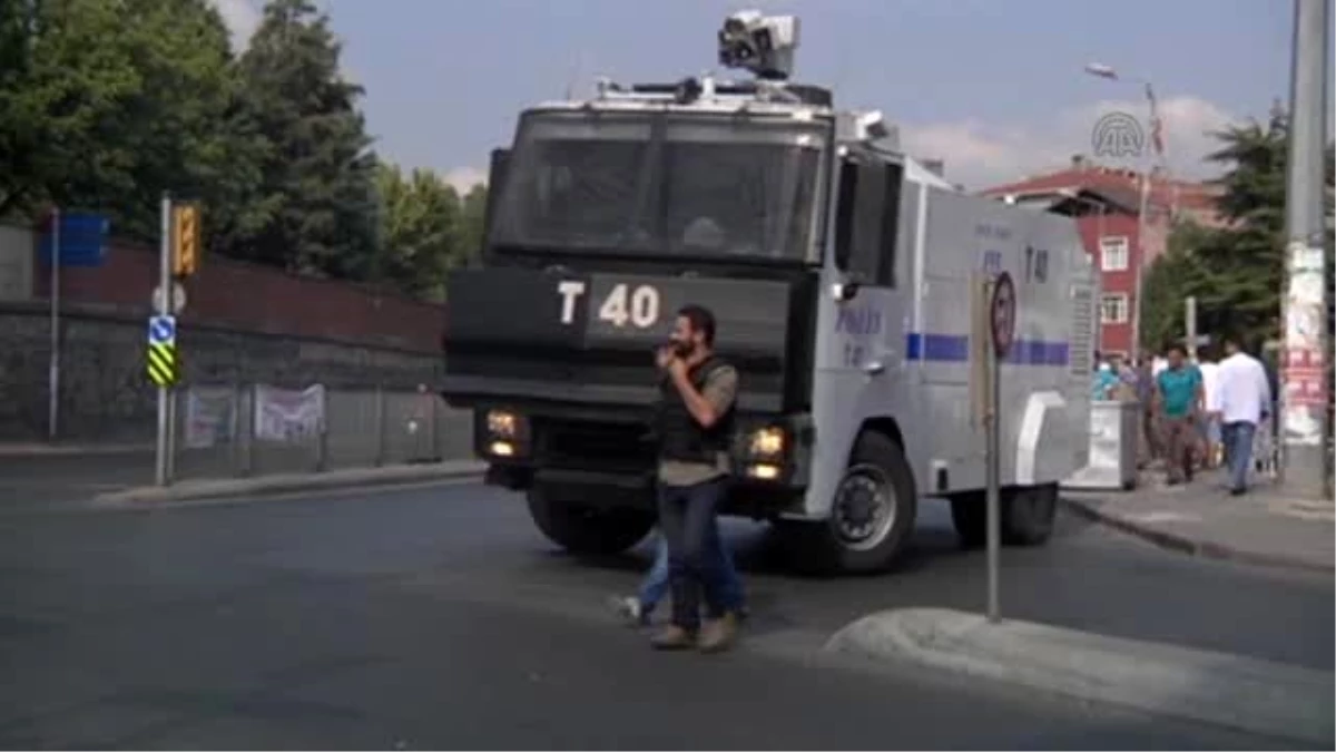 Okmeydanı\'nda Polise Silahlı Saldırı