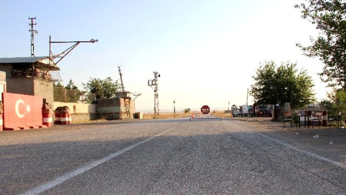 İki Askerin Şehit Edildiği Bombalı Saldırının Ardından