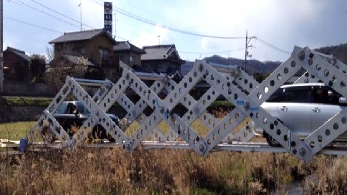 Japon\'lardan Taşınabilir Köprü !