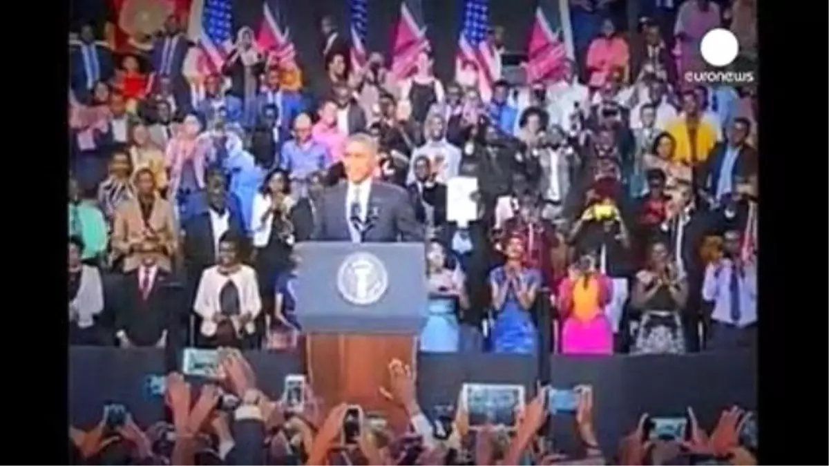 Obama Kenya\'da Kalabalıklara Seslendi