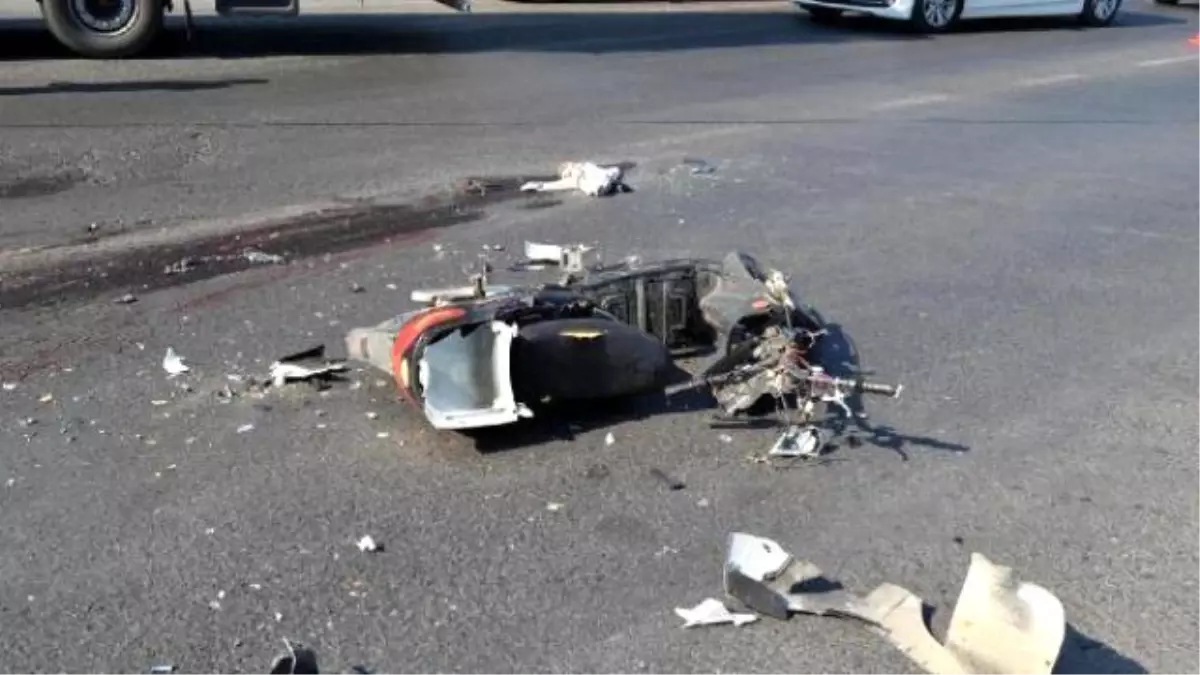 Tır\'ın Çarptığı Elektrikli Bisikletin Sürücüsü Öldü