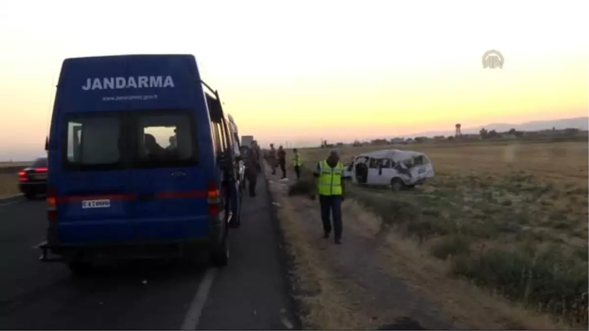 Trafik Kazası: 1 Ölü, 6 Yaralı