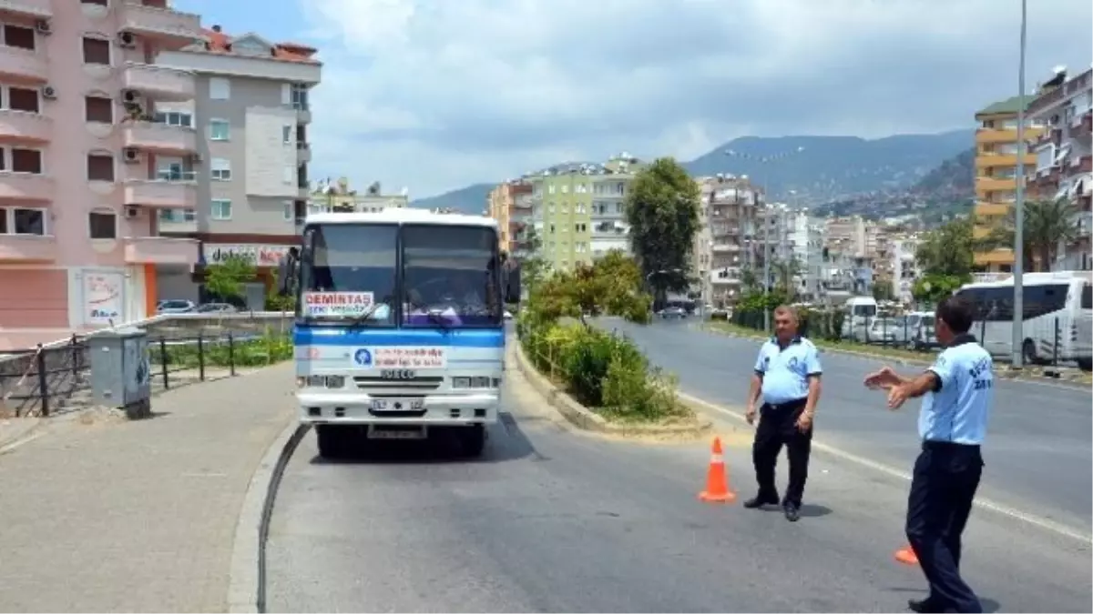 Alanya\'da Ulaşım Denetim Altında