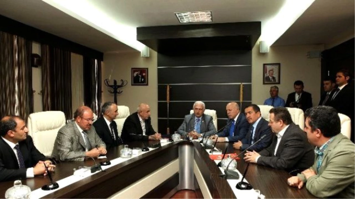 Atatürk Üniversitesi ve Erzurum Büyükşehir Belediyesi, Lisansüstü Programlara Yönelik İş Birliği...