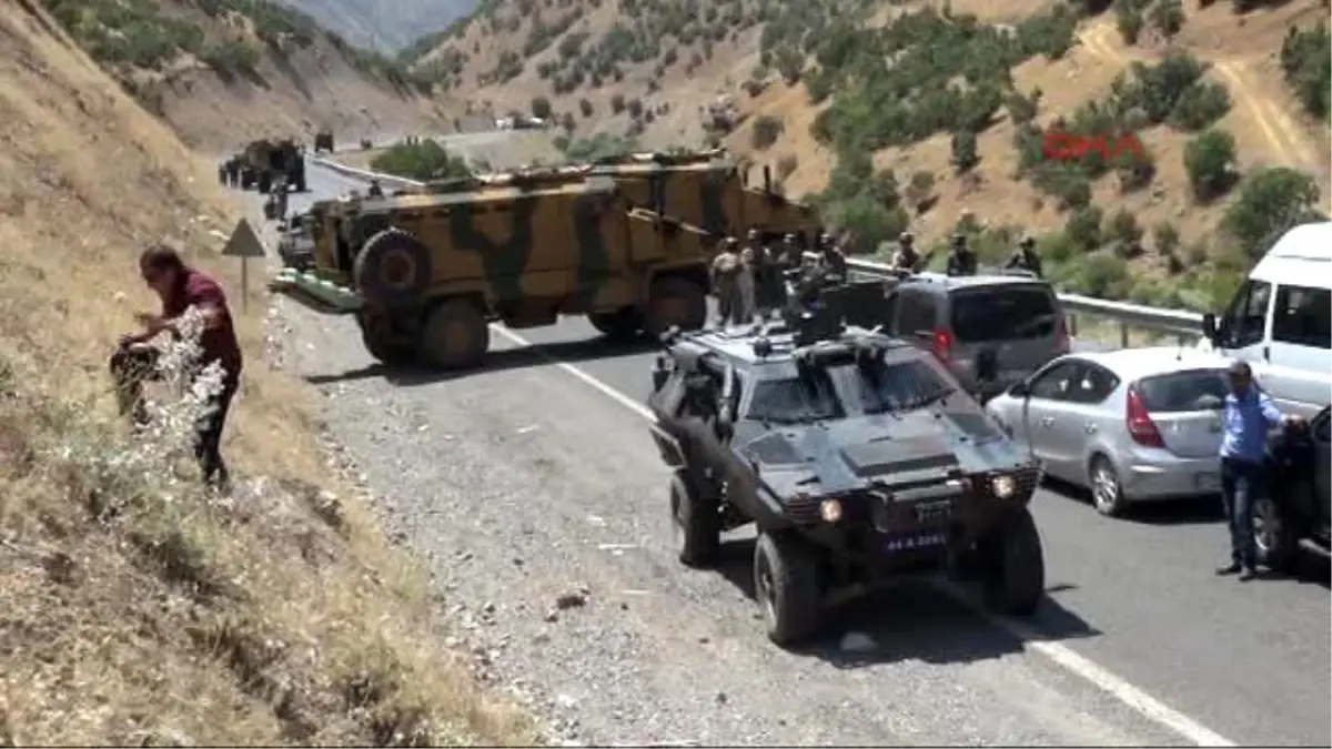 Hakkari-Çukurca Karayoluna Bıraklan Patlayıcı İmha Edildi