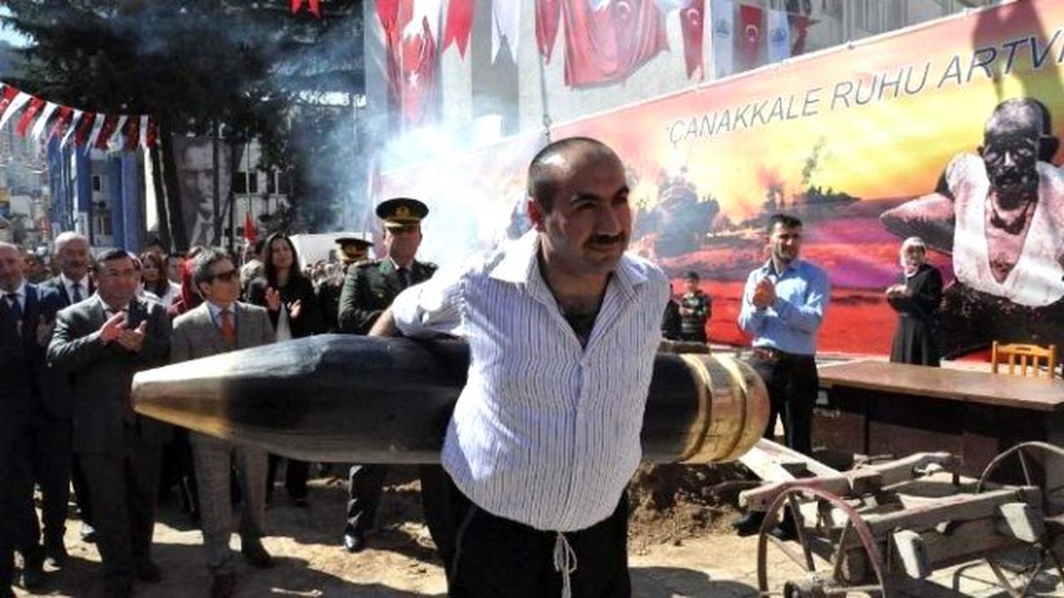 Kar Kütlesinin Altında Can Verdi