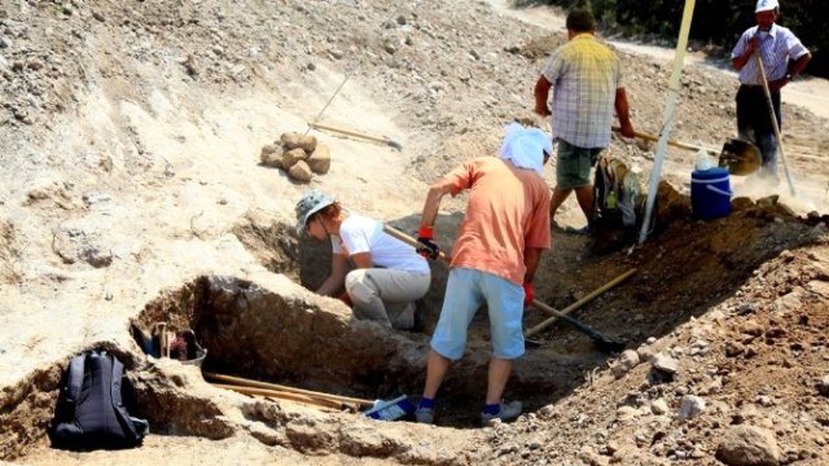 Kurtarma Kazısında Mezar Sayısı 40\'a Yükseldi
