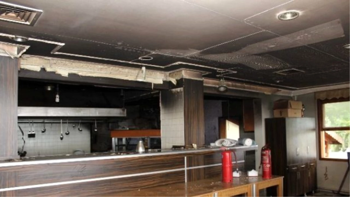 Restoranda Çıkan Yangın Korkuttu