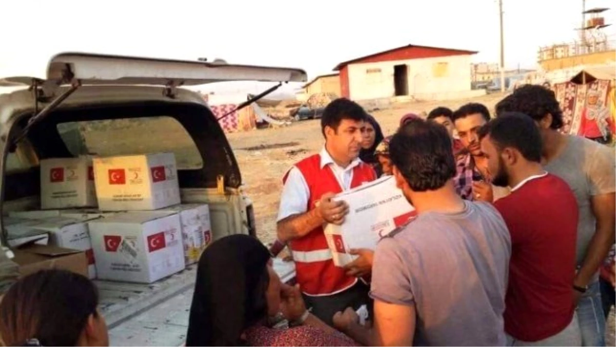 Siirt Kızılayı\'ndan Kobanili Ailelere Yardım