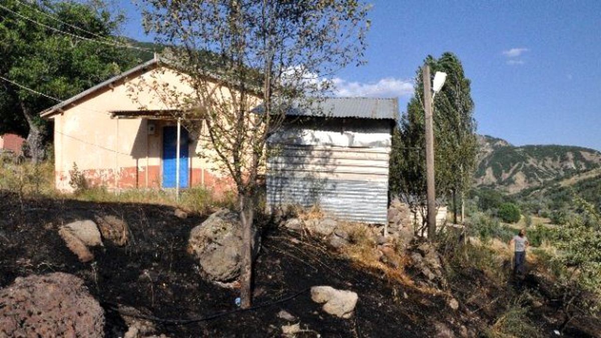 Tunceli\'de Askeri Kışlada Yangın