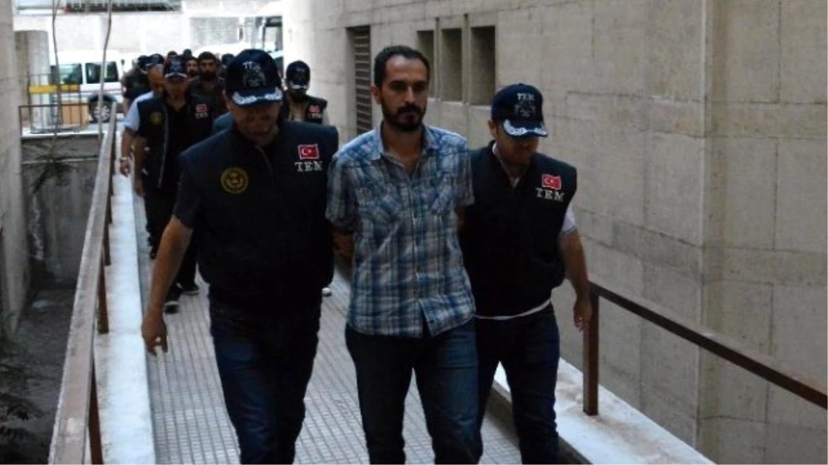 Bursa\'da Gözaltına Alınan Ydg-H\'lilerin Tamamı Adliyeye Sevk Edildi