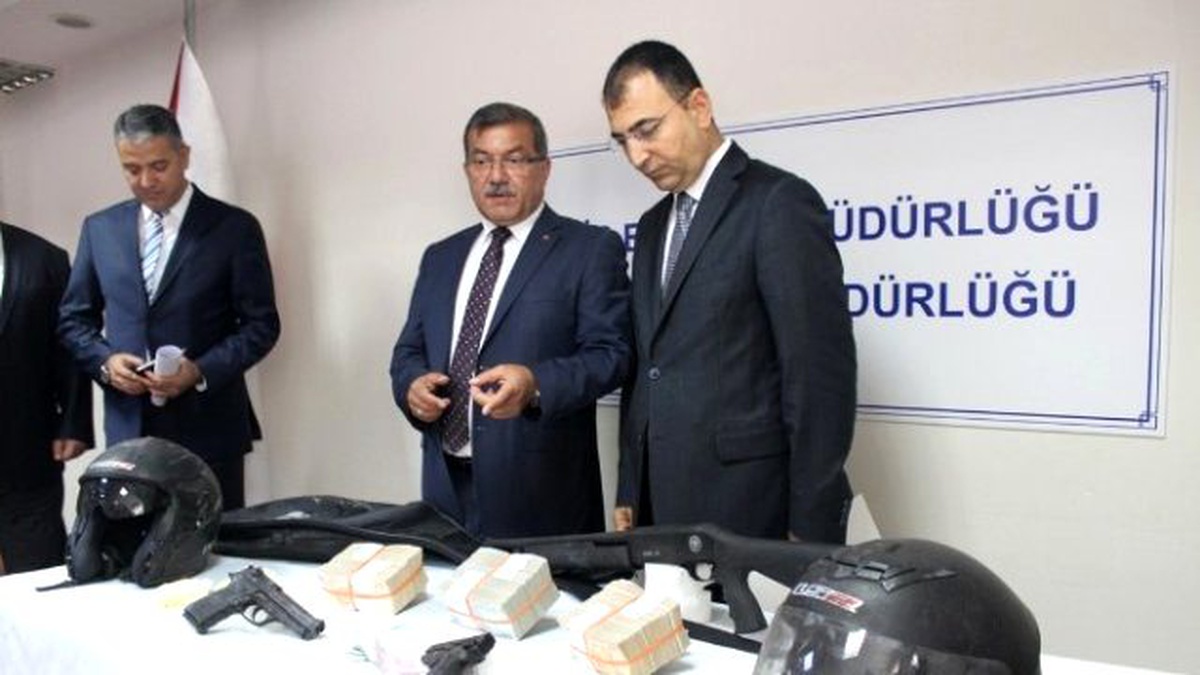 Delil Bırakmayan Banka Soyguncuları Yakalandı