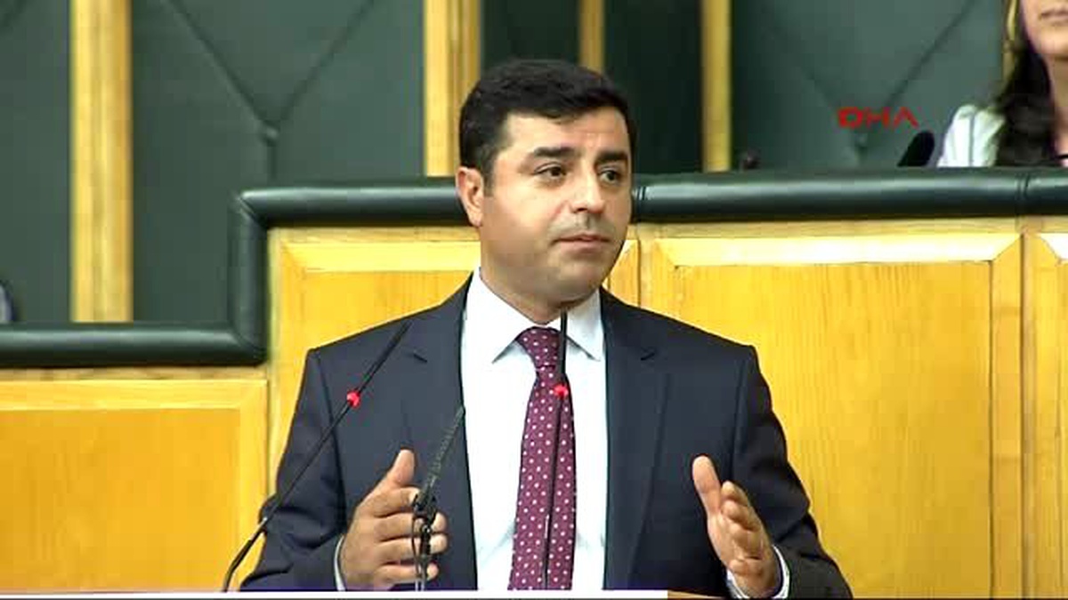 Demirtaş : Partileri Halk Açar, Halk Kapatır 4-