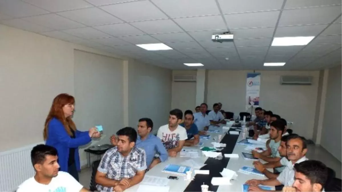 Dicle Edaş Personeline İletişim Semineri