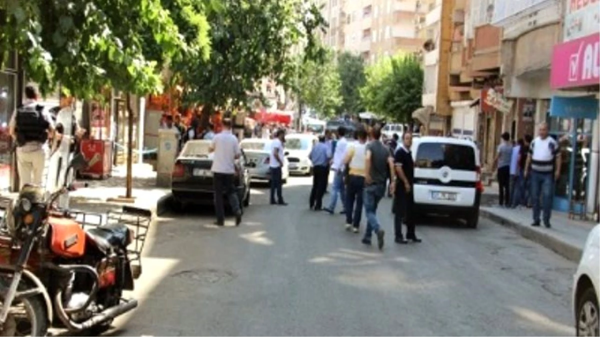 Diyarbakır\'daki Polise Saldırı Olayında 4 Tutuklama