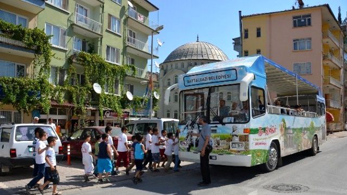 Tur Otobüsü ile Tarihe Yolculuk Yeniden Başladı