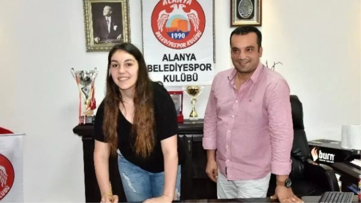 Alanya Belediyespor, Milli Basketbolcu ile Resmen Anlaştı