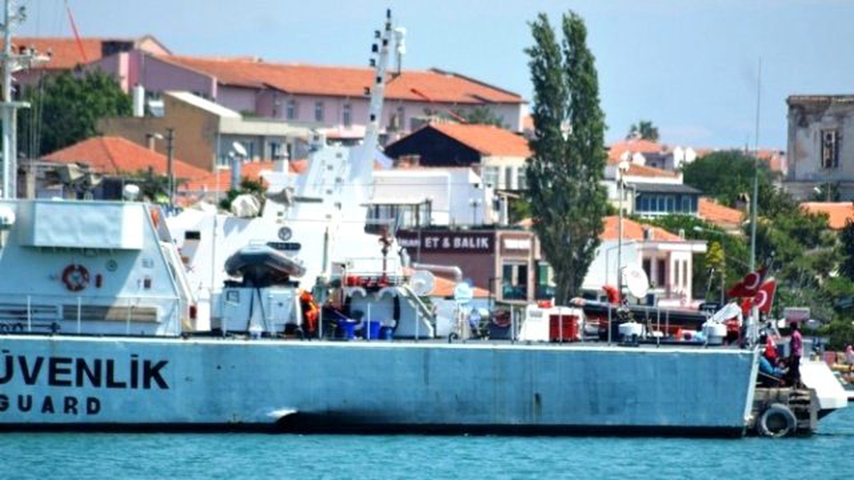 Ayvalık\'ta 166 Kaçak Göçmen Yakalandı