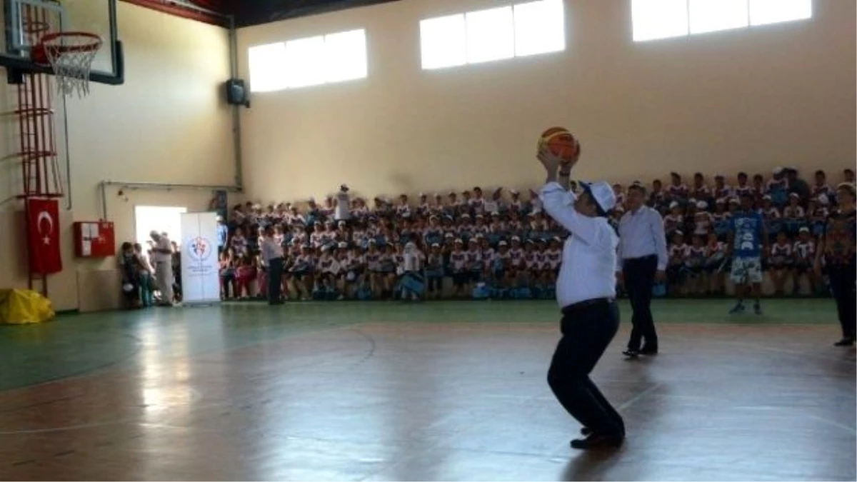 Başkan Çerçi\'den Basket Şov