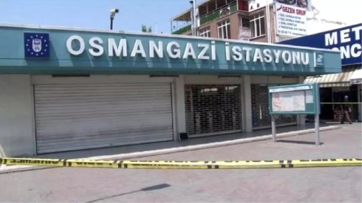 Bursaray İstasyonunda Unutulan Çanta, Bomba Paniğine Yolaçtı