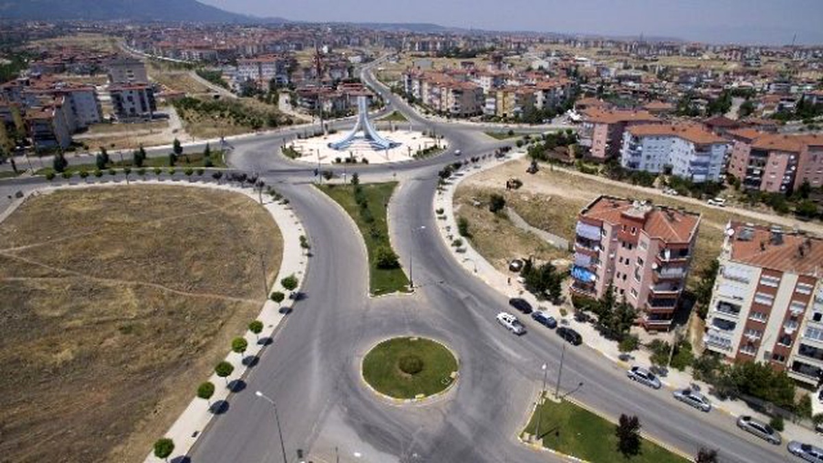 Denizli\'de Kavşak Düzenleme Çalışmaları Sürüyor