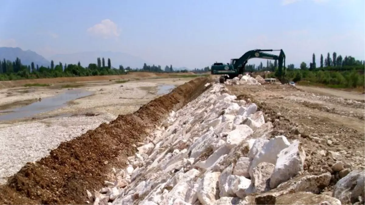 DSİ Bölge Müdürü Özgür; Elmalı Güğü Deresinin Islahı Tamamlandı