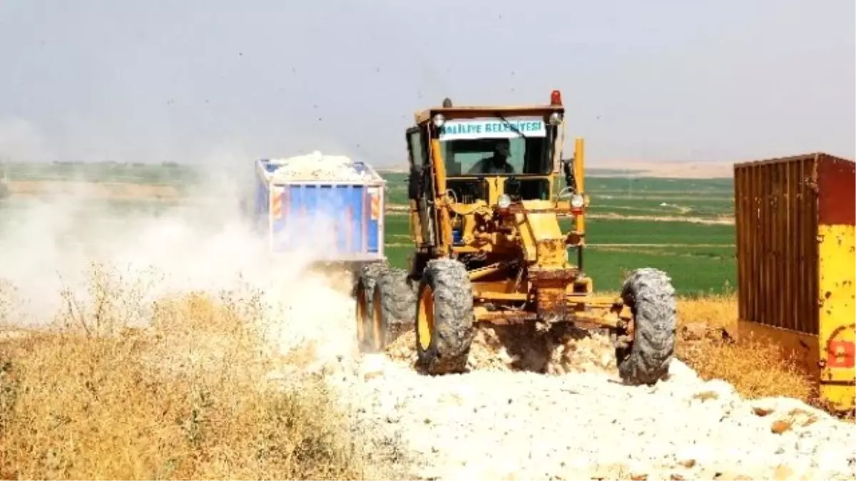 Haliliye Belediyesi Yol Yapım Çalışmaları Devam Ediyor