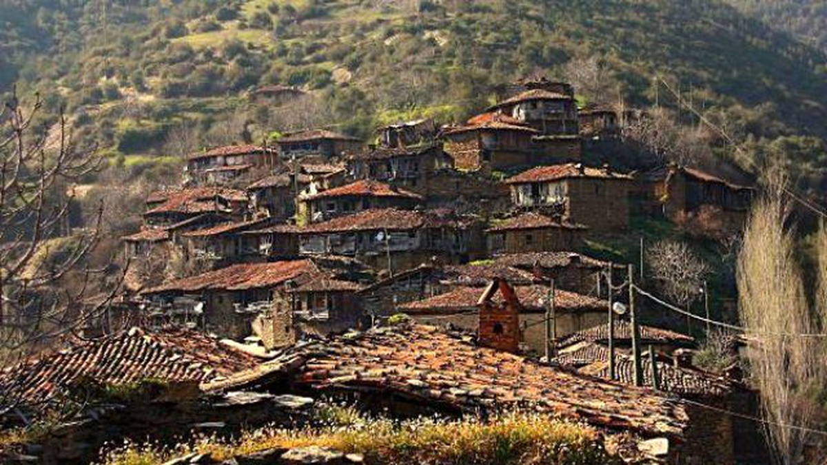 Hayalet Köy İçin Üniversitelere Çağrı