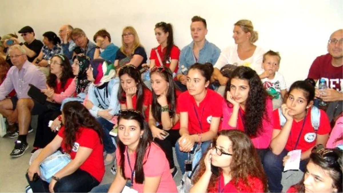 Kayseri Kocasinan Belediyesi\'nden Başarılı Gençlere Almanya Gezisi