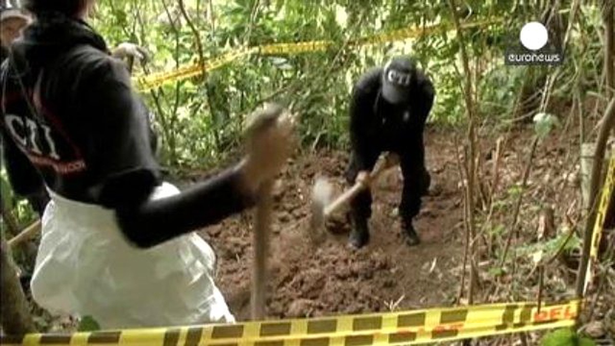Kolombiya\'da İç Savaş Kurbanlarının Toplu Mezarları Aranıyor